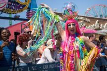 coney island mermaid parade 10